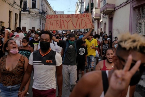 رییس جمهور کوبا تصاویر منتشرشده از تظاهرات تاریخی در این کشور را جعلی خواند