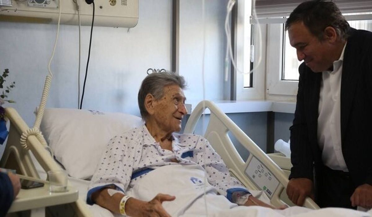 بدرقه پیکر اکبر کارگرجم، پیشکسوت باشگاه تاج با حضور اندک اهالی فوتبال