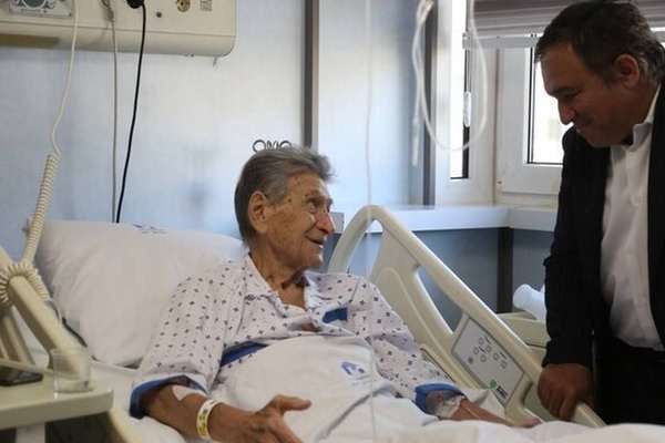 بدرقه پیکر اکبر کارگرجم، پیشکسوت باشگاه تاج با حضور اندک اهالی فوتبال