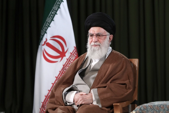 نگرانیها از احتمال اعدام ۱۰زندانی در رجاییشهر؛ خامنهای: خدای سال ۶۰ همان خدای امسال است