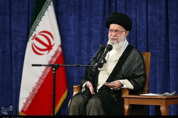 Ali Khmenei delivering his speech on October 12, 2022