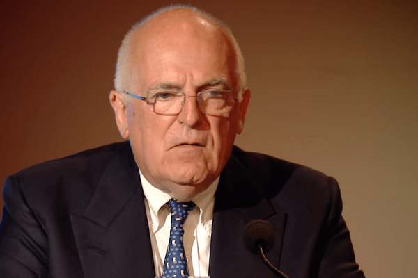 رئيس الاستخبارات البريطانية السابق: طهران تهدد المعارضين الإيرانيين واليهود في بريطانيا