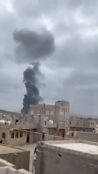 رسانههای حوثیها: یک نیروگاه برق و کارخانه سیمان هدف حمله اسرائیل قرار گرفت