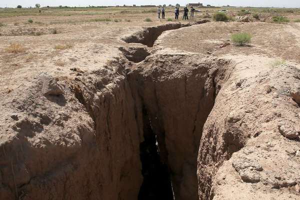 مقام وزارت راه و شهرسازی: فرونشست ۴۰ درصد جمعیت ایران را تهدید میکند