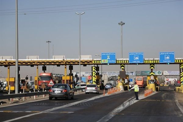 وسط ضغوط اقتصادية كبيرة.. ارتفاع رسوم الطرق السريعة في إيران بنسبة تصل إلى 60 %