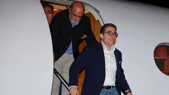 Siamak Namazi returning to the US on 18 September 2023 as part of a prisoner swap with Iran.