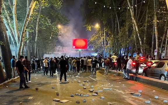 France Says EU To Impose Sanctions On Iranian Officials