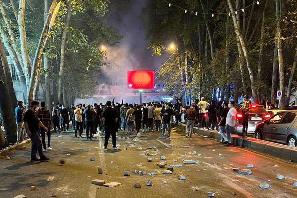 Iranian Regime Insiders Look For Half-Measures To End Protests