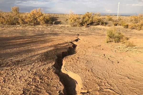 فرونشست زمین در آذربایجان غربی به ۱۷ سانتیمتر رسید