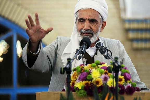 امام جمعه سنندج: کولبران برای دو لقمه نان کار میکنند، به آنها تیراندازی نکنید