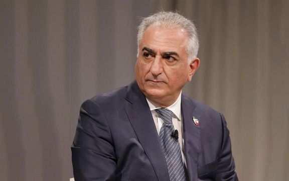 رضا بهلوي: خامنئي لن ينقذ النظام من الانهيار بتعيينه "بزشكيان" رئيسًا لإيران