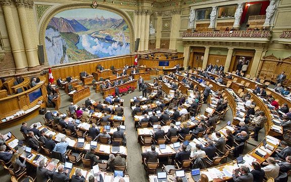 پارلمان سوییس خواستار پیوستن کامل دولت این کشور به تحریمهای اتحادیه اروپا علیه ایران شد