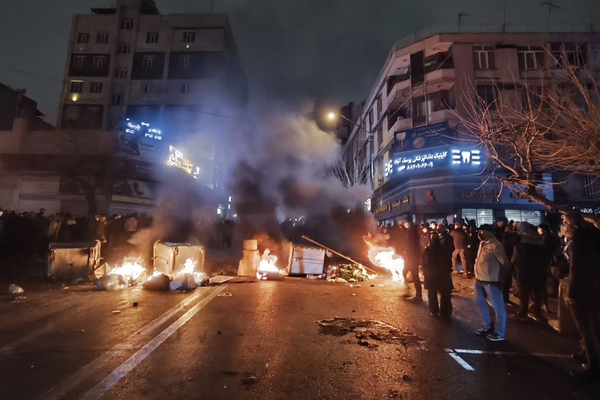 جمعی از وکلای حقوقبشری درباره خطر اعدام معترضان به جامعه جهانی هشدار دادند