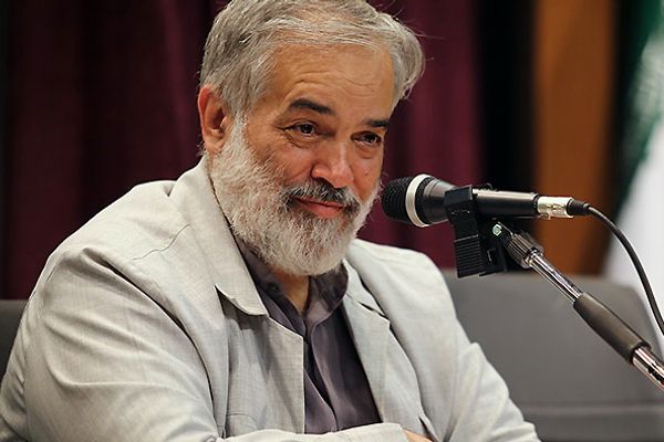 دبلوماسي إيراني سابق: فيديو زفاف ابنة شمخاني قد يكون مؤامرة ويخالف الشريعة