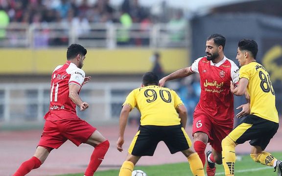 قلعهنویی ۱۰ بازیکن سپاهان و پرسپولیس را به اردوی تیم ملی فوتبال دعوت کرد