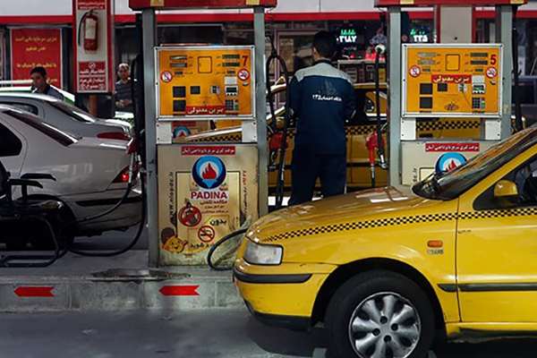 عضو کمیسیون انرژی مجلس: ما هم موضوع گران شدن قیمت بنزین را شنیدیم، امیدواریم شایعه باشد