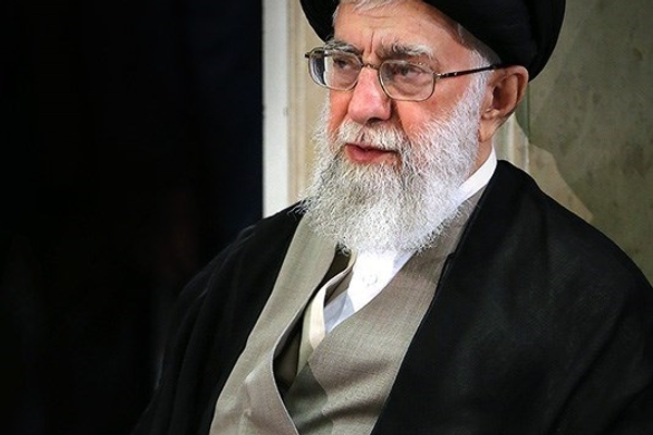 خامنئي يعترف بوجود خلافات داخل إيران ويؤكد: ما تردد عن إرسال رسائل إلى أميركا "كذب محض"