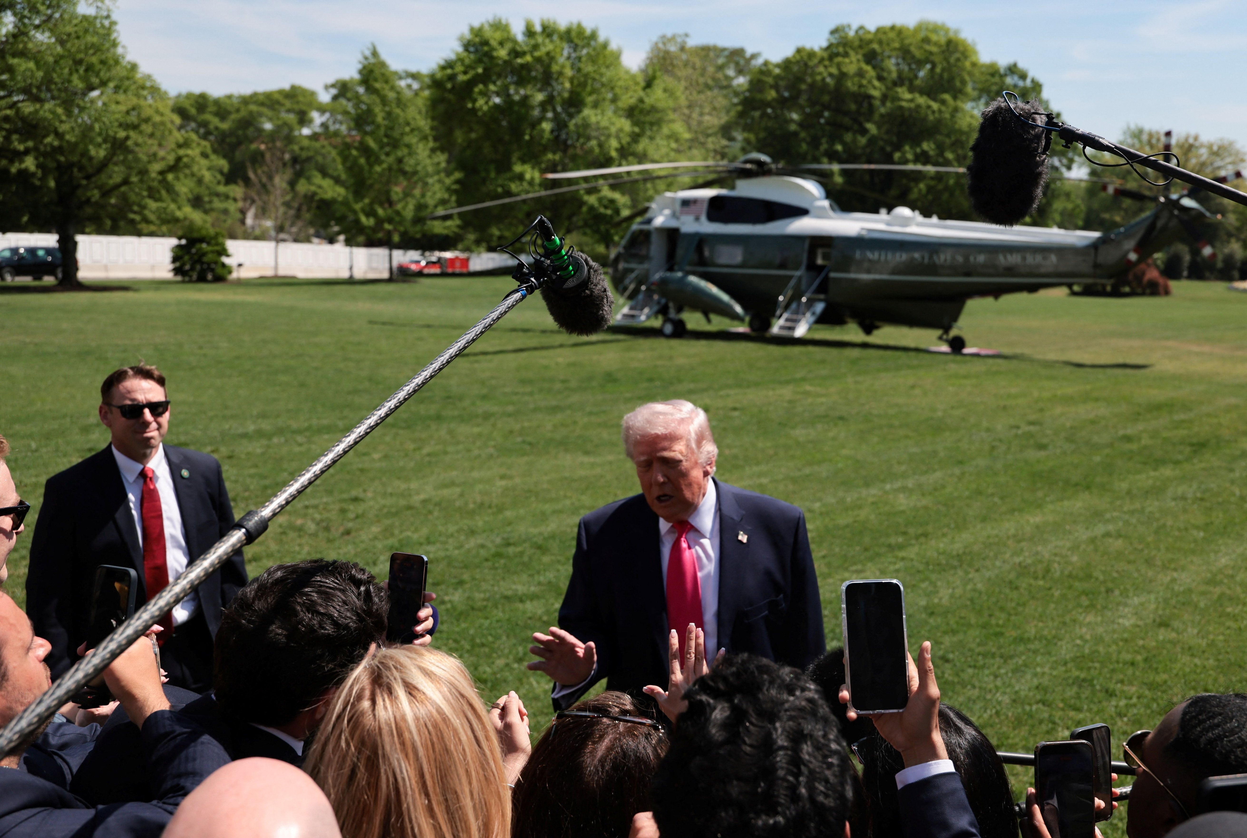 ترامپ: جمهوری اسلامی موافقت کرده برای بیش از ۲۰ سال سلاح هسته‌ای نداشته باشد