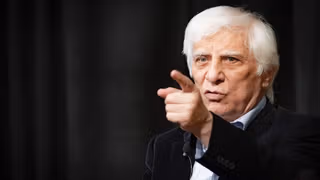 بهرام بیضایی؛ غریبه بزرگی که از میان ما رفت