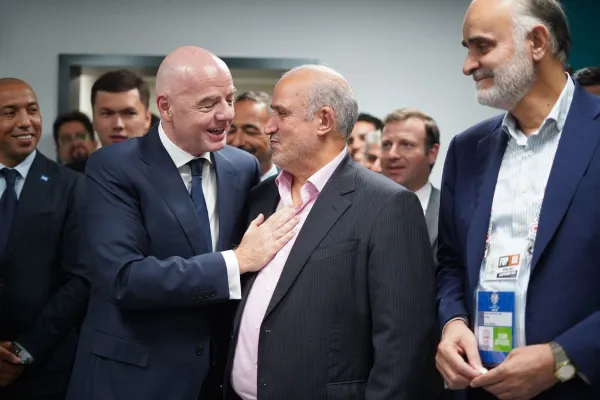 در اعتراض به رد ویزای تاج؛ فدراسیون فوتبال قرعهکشی جام جهانی ۲۰۲۶ در آمریکا را تحریم کرد