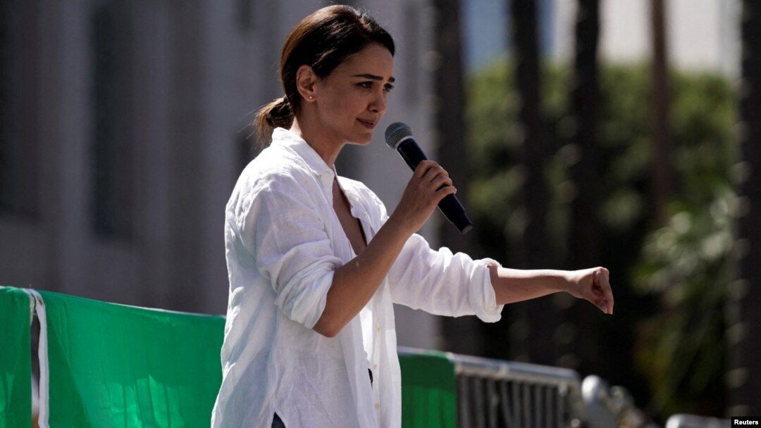 نازنین بنیادی: جهان به جای سازش‌کاری با تهران، باید از اقدامات آن جلوگیری کند