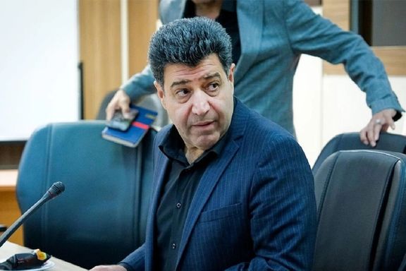 محاكمة رئيس الغرفة التجارية الإيرانية المعزول بتهمة "الإساءة" للخميني وخامنئي