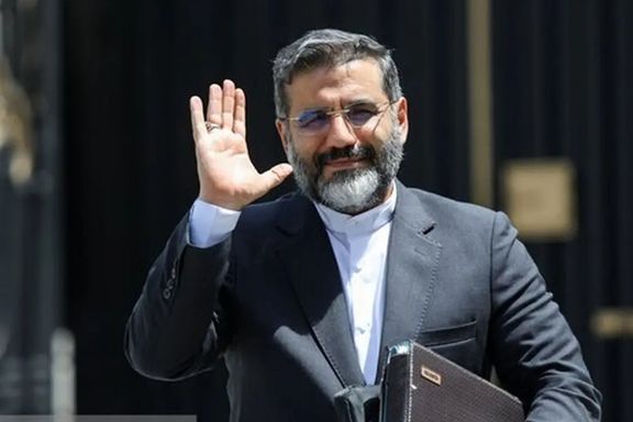 وزیر ارشاد تحریمکنندگان مراسم هنری حکومت در خیزش انقلابی را به «تروریسم فرهنگی» متهم کرد