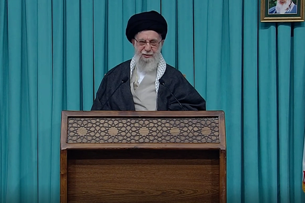 علی خامنهای: ما بمب هستهای نداریم و نخواهیم داشت