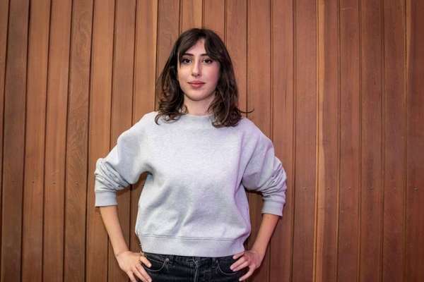 تزامنا مع إلغاء احتجاج أمام سفارة طهران.. والدة الصحافية الإيطالية تشكو سوء أوضاع ابنتها