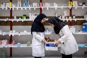 Iran drug shortages hit 800 medicines as costs could triple