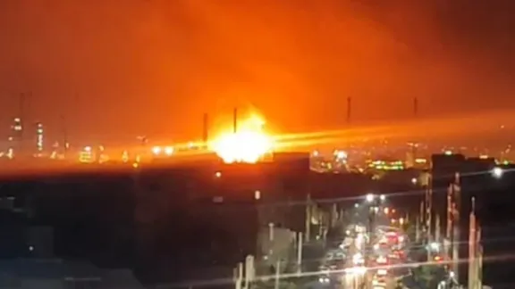 حملات اسرائیل به ذخایر نفت و گاز ایران، درگیریها را به سطحی جدید کشانده است