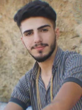 حقوقيون: حرس الحدود الإيراني أطلق النار على عتالين وقتل أحدهم