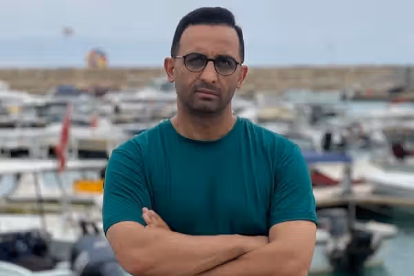 سعید زمانیان، کارگردان، به احترام جانباختگان انقلاب ملی از جشنواره فیلم فجر انصراف داد
