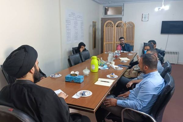 "الأمر بالمعروف" الإيرانية توسع نطاق "قمعها" إلى مشاغل الإنترنت