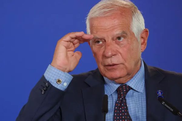 جوزيب بوريل: ألمانيا وبريطانيا وفرنسا تبقي على العقوبات النووية والصاروخية ضد إيران