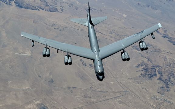 ستاد فرماندهی مرکزی آمریکا یک ماموریت گروه ضربت بمبافکن بر فراز خاورمیانه انجام داد