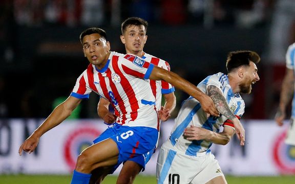 پاراگوئه ۲-۱ آرژانتین؛ شکست دوباره قهرمان جهان با مسی و همه ستارهها