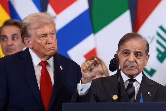 US, Pakistan say Iran deal set for Sunday as Tehran split clouds signing