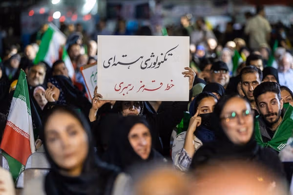 هواداران «جبهه پایداری» از حضور در تجمعهای حامیان حکومت منع شدهاند