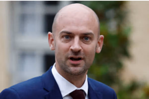 وزیر خارجه فرانسه: از تروریستی اعلام کردن سپاه پاسداران حمایت میکنیم