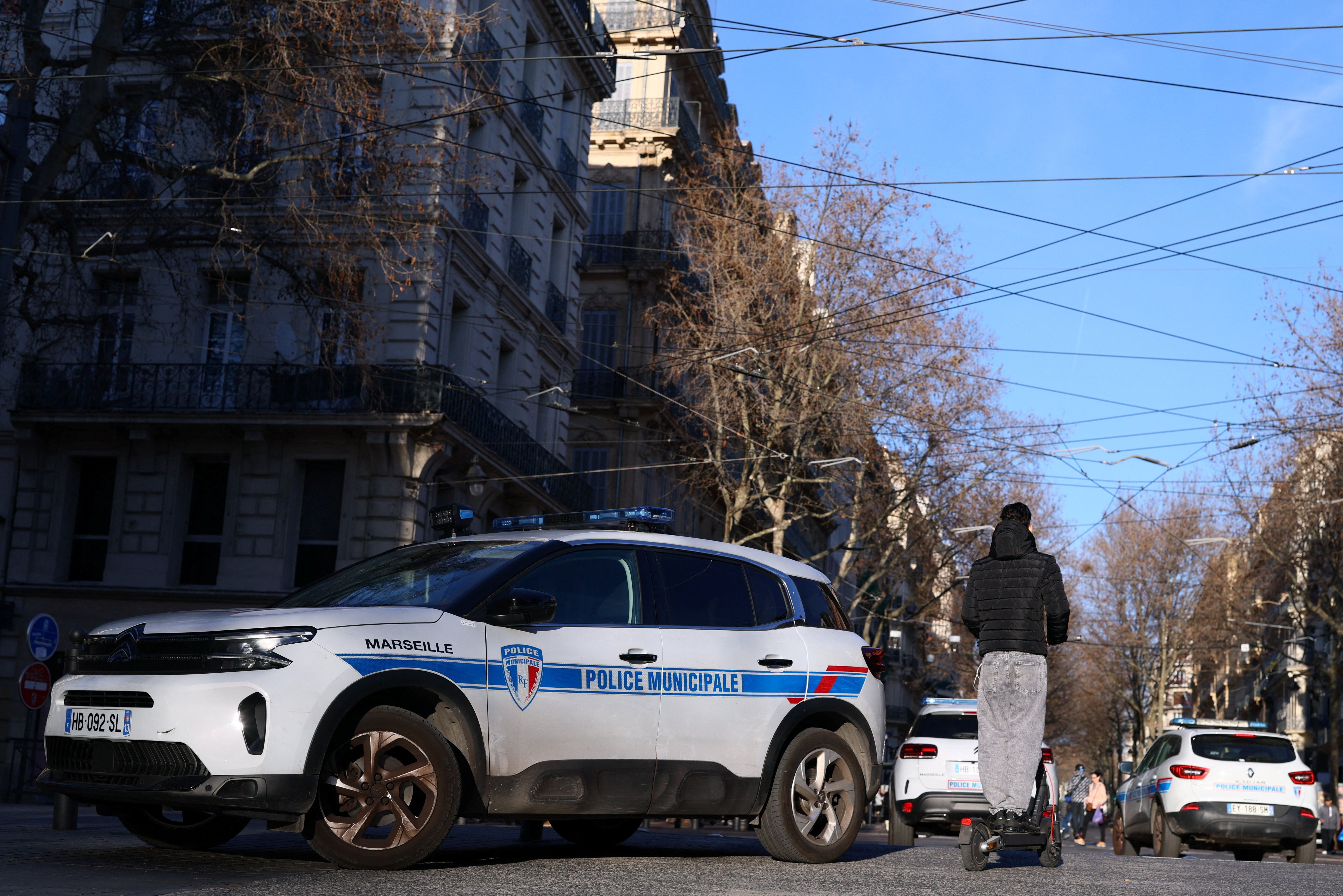 فرانسه طرح بمب‌گذاری مقابل بانک آمریکایی در پاریس را خنثی کرد