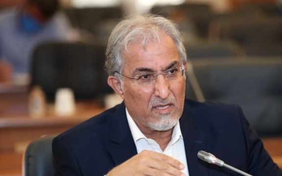 حسین راغفر، اقتصاددان: دلار به بالای ۱۱۰ هزار تومان میرسد و این خوراک براندازی است