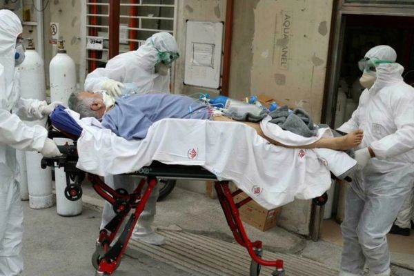 وفيات كورونا في إيران تتجاوز 130 ألف شخص.