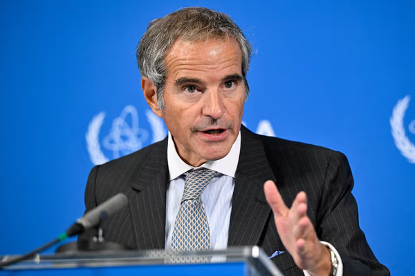 رافائيل غروسي: إيران لم تبلغ الوكالة رسمياً بتعليق التعاون