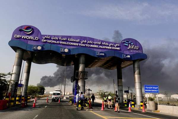 جمهوری اسلامی هزار و ۸۲۶ پهپاد، ۱۵ موشک کروز و ۳۷۲ موشک بالستیک به امارات شلیک کرده است