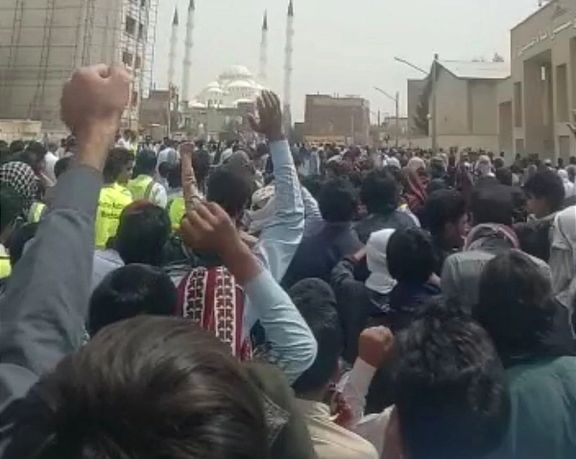 احتجاجات زاهدان تتواصل للأسبوع الـ31.. وهتافات تطالب بإسقاط خامنئي ونظامه