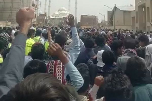 احتجاجات زاهدان تتواصل للأسبوع الـ31.. وهتافات تطالب بإسقاط خامنئي ونظامه