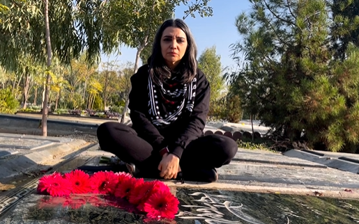 الهام پاوهنژاد بازیگر سینما تصویری بدون حجاب اجباری منتشر کرد