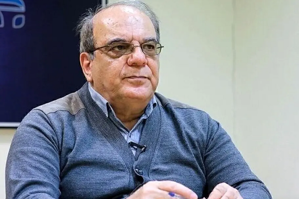 Presidential Candidate Slammed for Claiming Credit for Iranian Oil Sales