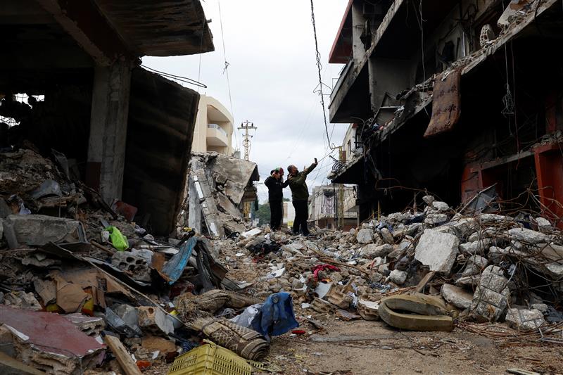 در حملات پهپادی ارتش اسرائیل به جنوب لبنان  چندین نفر زخمی شدند
